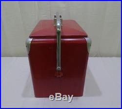 1950s COCA-COLA ADVERTISING METAL PICNIC COOLER ICE CHEST withTRAY OPENER DRAIN