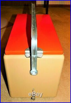1950s SCHLITZ BEER Metal COOLER with Orange Top & Locking Handle (EX+) with TRAY Wow