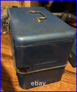 1950s VINTAGE Pathfinder lLARGE METAL Blue CAMP & PICNIC ICE BOX COOLER ICE PIC