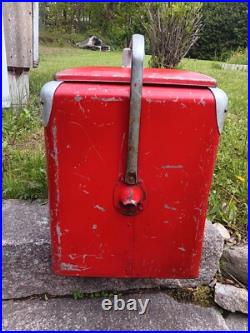 1950s Vintage Griesedieck Bros. Metal Beer Chest Cooler with Tray 1950s Vintage Griesedieck Bros. Metal Beer Chest Cooler with Tray