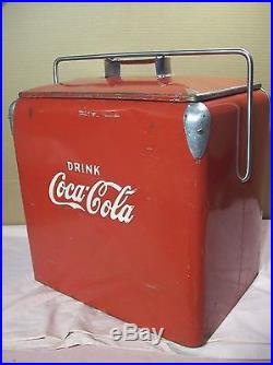 1950sCOCA-COLA ADVERTISING METAL PICNIC COOLERICE CHEST withTRAY, OPENER, DRAIN