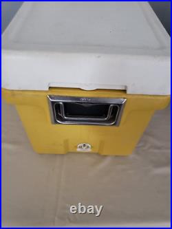1970's Coleman VTG Mustard Yellow Gold Cooler METAL Handles 22.5x 13x 13.5