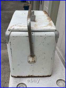 7Up Vintage Metal Cooler 1950s Progress Refrigerator Co Ice Chest Steel w Tray