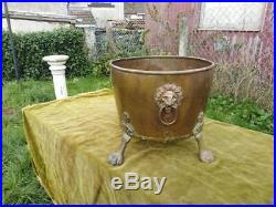 Antique English hammered brass log bin wine cooler jardiniere fireside paw feet