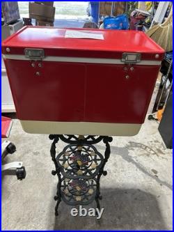 Beautiful Vintage 1975 Coleman Red Metal Cooler White Bottom 18 1/4 X 13 1/2
