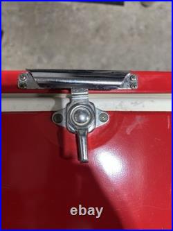 Beautiful Vintage 1975 Coleman Red Metal Cooler White Bottom 18 1/4 X 13 1/2