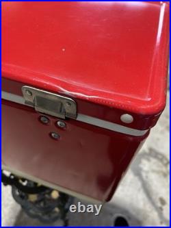 Beautiful Vintage 1975 Coleman Red Metal Cooler White Bottom 18 1/4 X 13 1/2