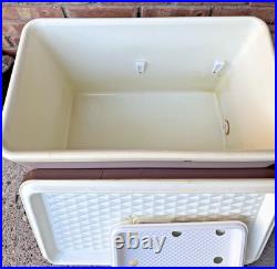 COLEMAN Brown/ Tan Cooler Diamond Logo Metal Bar Handle Latch Vintage Rare, EXC