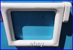 COLEMAN CANADA SNOW-LITE STEEL BELTED LOW BOY COOLER WITH TRAY 22x13.5x13 INCHES COLEMAN CANADA SNOW-LITE STEEL BELTED LOW BOY COOLER WITH TRAY 22x13.5x13 INCHES