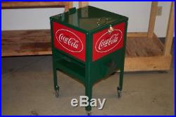 Coca-Cola-Green-Red-Metal-Rolling-Ice-Box-Cooler-Cart-Collectible (CP1030990)