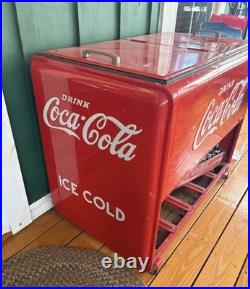 Coca-Cola Vintage Red Metal Cooler Ice Box Chest Hinged Lid Gas Station 1930s