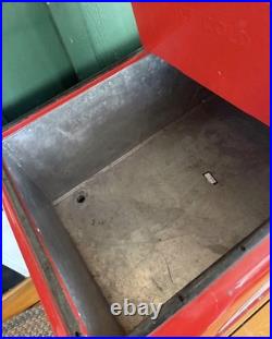 Coca-Cola Vintage Red Metal Cooler Ice Box Chest Hinged Lid Gas Station 1930s