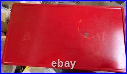 Coleman Cooler Metal Ice Chest 22.5x15.5x13.5 Vintage 1976 Red