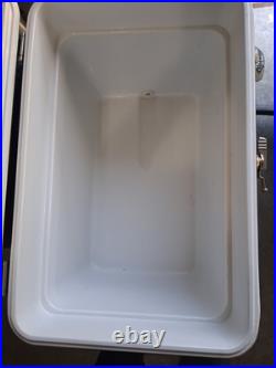 Coleman Corona 54 Can Cooler