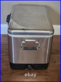 Coleman Official Heineken Premium Light promotional ice chest Cooler. Stainelss