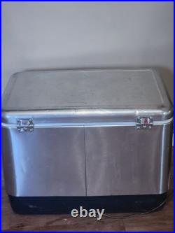 Coleman Official Heineken Premium Light promotional ice chest Cooler. Stainelss