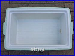 Coleman Picnic Style Cooler Ice Chest Metal Folding Handles Mint Green VTG 1972