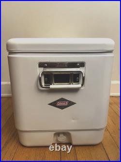Coleman Seagram's Escapes Jersey Shore Steel Belted 6150 6155 54-Quart Cooler