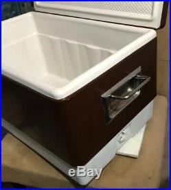 Coleman Vintage Cooler Brown Metal Motion Latch Ice Chest Box