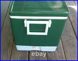 Coleman Vintage Green Metal Cooler Ice Chest Cooler 6/84 Good Shape