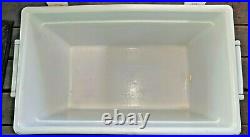 Coleman Vintage Green Metal Cooler Ice Chest Cooler 6/84 Good Shape