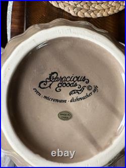 Gracious Goods Collection Ice Bucket Taupe With Metal Base MINT
