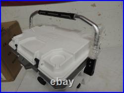 Igloo 24 qt IMX Lockable Insulated Ice Chest Injection Molded Cooler, White