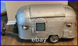 Metal Vintage Airstream Cooler by Barnyard Brand New Metal Vintage Airstream Cooler by Barnyard Brand New