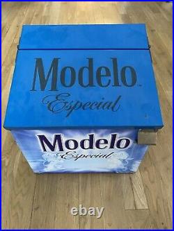 Modelo Especial Cerveza Metal Ice Box Beer Cooler with Bottle Opener