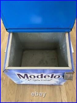 Modelo Especial Cerveza Metal Ice Box Beer Cooler with Bottle Opener