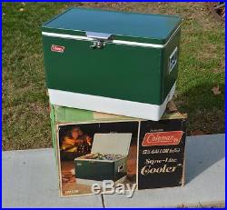 Nice! Vintage 1976 COLEMAN SNOW-LITE 13.5 gal Green Metal Cooler with Box 5255C700