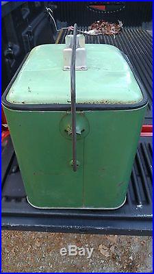 Old Antique Vintage Pleasure Chest Metal Ice Picnic Car Cooler RARE Green Color