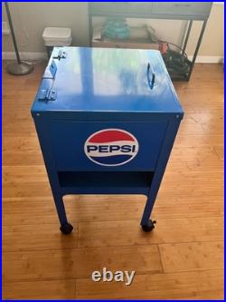 Pepsi Metal Rolling Cooler on Wheels Retro Style Ice Chest with Lid & Shelf