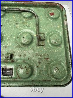 PolarPack Universal Container Company Green Metal Bottle Cooler Ice Chest 1930s