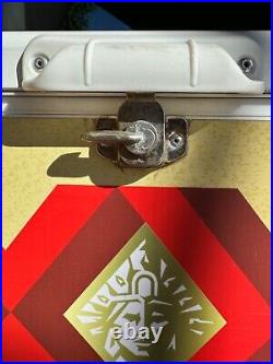 RARE CERVEZA DOS EQUIS XX BEER BIG METAL ICE CHEST COOLER WithBOTTLE OPENER