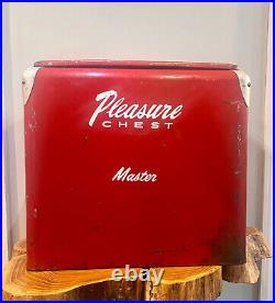 RARE LARGE & VINTAGE Red Pleasure Chest MASTER 1950's Cooler