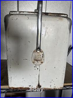 Rare Vintage 7UP Metal Drink Cooler Ice Chest Progress Refrigerator
