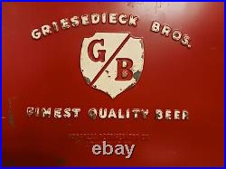 Rare Vintage Griesedieck Brothers Metal Picnic Cooler Measures 18x12x9 Nice