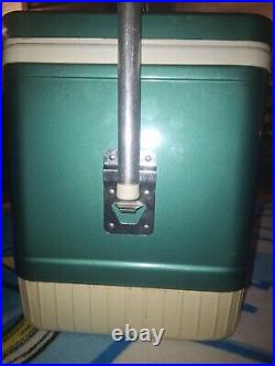 Rare vintage Coleman metal cooler green diamond snowlite + handle lock