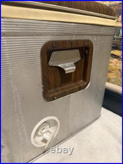 Retro Aluminum Poloron Ice Cooler Chest 40 Qt Wood Grain Top Vtg Camper 50s Prop Retro Aluminum Poloron Ice Cooler Chest 40 Qt Wood Grain Top Vtg Camper 50s Prop