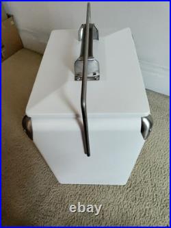 Retro Style BMW LOGO White 14 Qt Metal Beverage Cooler Chest, Opener Read Notes