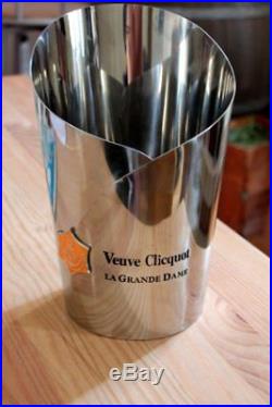 Splendid French Champagne Veuve Clicquot Metal Bucket / Cooler