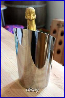 Splendid French Champagne Veuve Clicquot Metal Bucket / Cooler