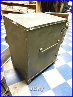 Swedish Military Insulated Cooler/Icebox with Metal Handles