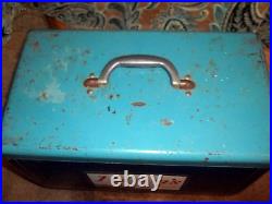 VERY RARE PERSONAL VINTAGE HAMMS BEER BLUE METAL COOLER With TOOL BOX HANDLE COLL