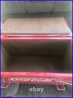 VINTAGE 1950s-60's Coca-Cola Drink Red/White Metal Cooler Ice Chest