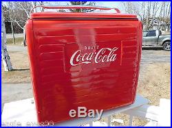 VINTAGE 1955 COCA COLA CANADA PICNIC COOLER WithTRAY ST. THOMAS METAL SIGN RESTORED