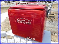 VINTAGE 1955 COCA COLA CANADA PICNIC COOLER WithTRAY ST. THOMAS METAL SIGN RESTORED