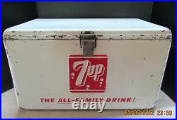 VINTAGE 1960s 7 UP BUBBLES SODA METAL ICE COOLER CHEST WITH DRAIN