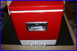 Vintage Coleman Snow Lite Cooler Model 5255 13 1/2 Gallon Red White In Box